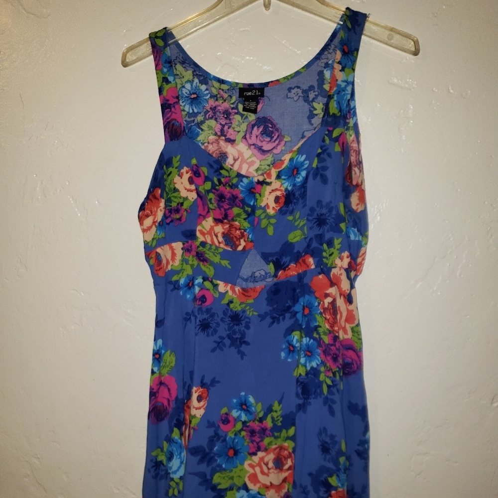 Rue 21 floral print top